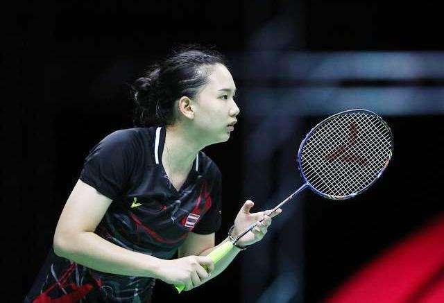 还是在前场 还是在前场